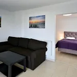 Villa Holiday 4*