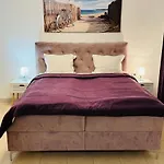 Villa Holiday Penzion Balčik
