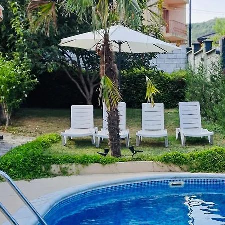 Villa Holiday
