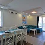 Guest house Villa Holiday 4*