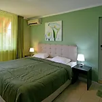 Villa Holiday Guest house Balchik