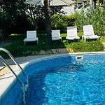 Guest house Villa Holiday Balchik