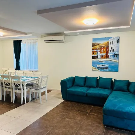 Villa Holiday Гостевой дом