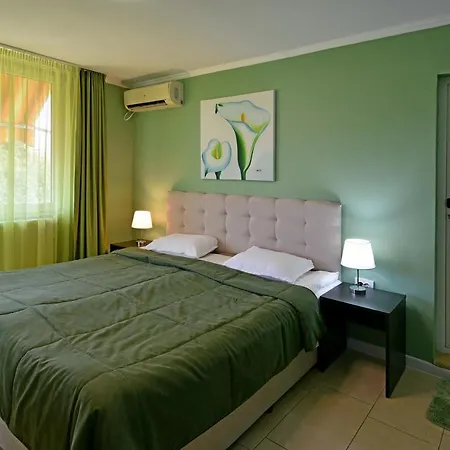 Villa Holiday Гостевой дом Балчик
