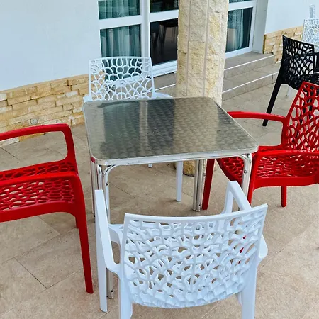 Villa Holiday Гостевой дом *