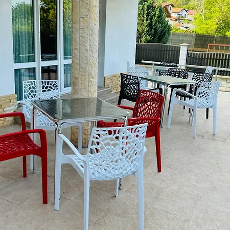 Гостевой дом Villa Holiday *