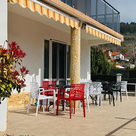 Гостевой дом Villa Holiday *
