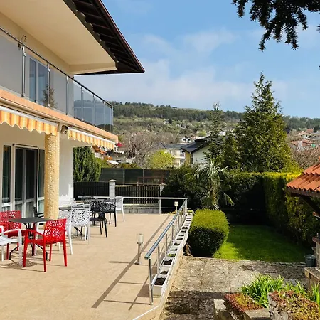 Guest house Villa Holiday 4*