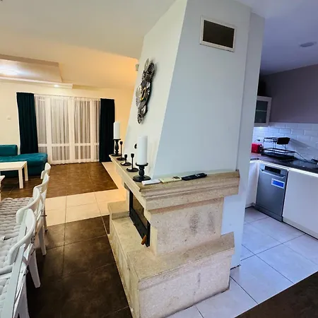 Villa Holiday Гостевой дом Балчик