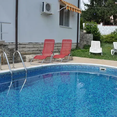 Villa Holiday *