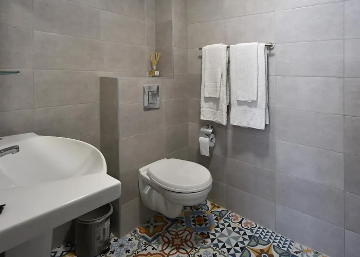 Villa Holiday Guest house 4*