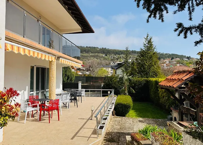 Guest house Villa Holiday 4*